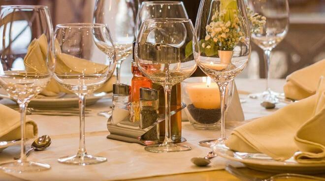 Hotel Half Moon Airport Restaurant Римини Экстерьер фото